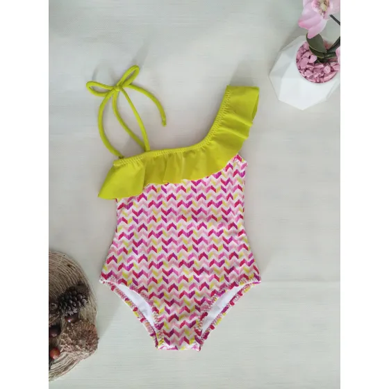Trajes De Baño De Niñas Enterizos Hombros Al Aire Asimétrico