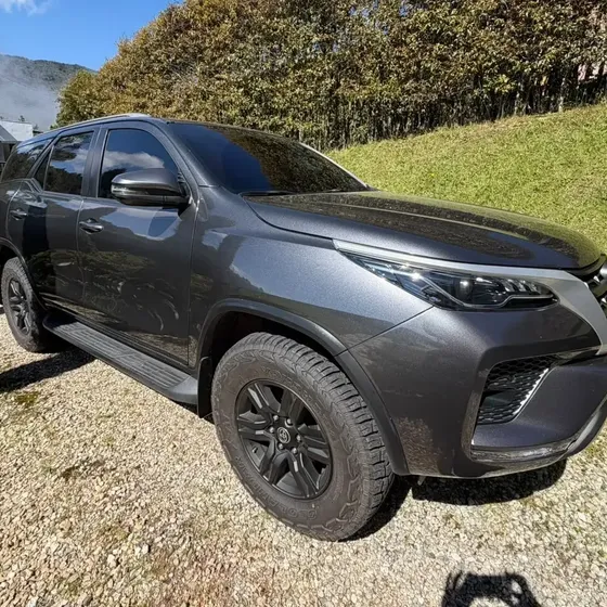 Toyota Fortuner 2023 2.4 Diesel Sr