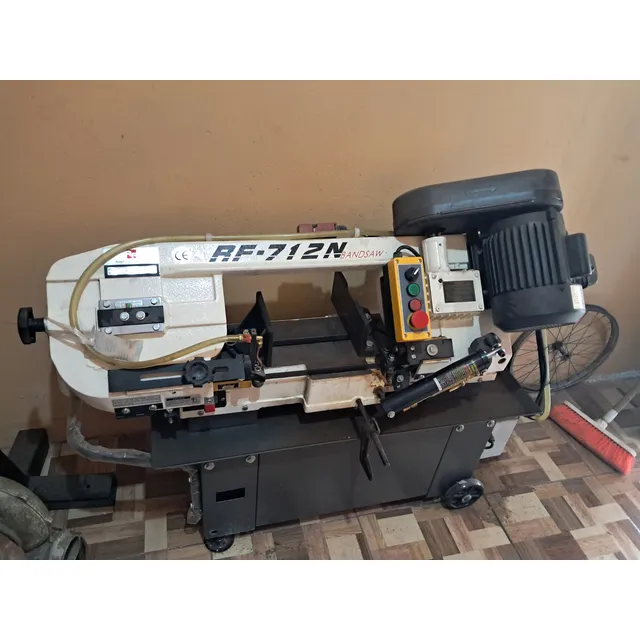 Máquina Sierra De Cinta Para Metal 110 V