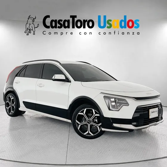 Kia Niro Vibrant At 1600cc 7ab usado en Engativa