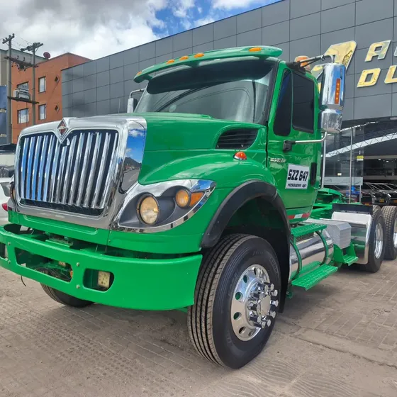 International Poderosa Tractocamion