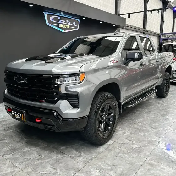 Chevrolet Silverado 2024 5.3 Z71 4x4 At
