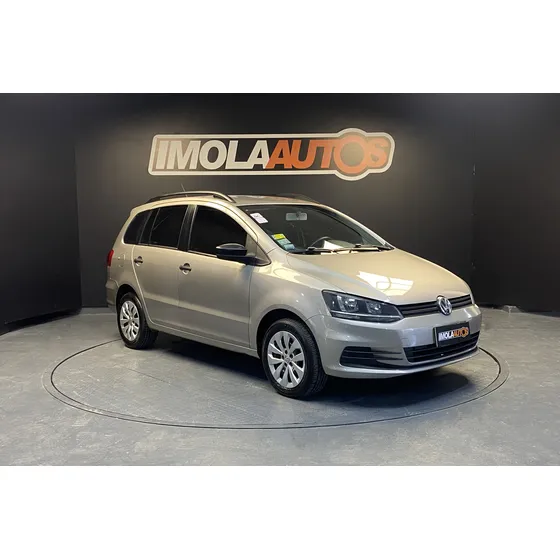 Volkswagen Suran 1.6 Comfortline 101cv