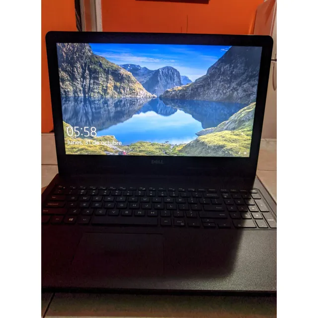 Laptop Dell Inspirion 15 