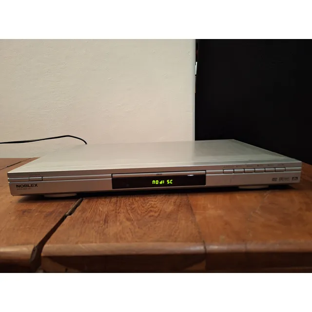 Reproductor Dvds Noblex 1351 Funcionando Perfectamente Plateado