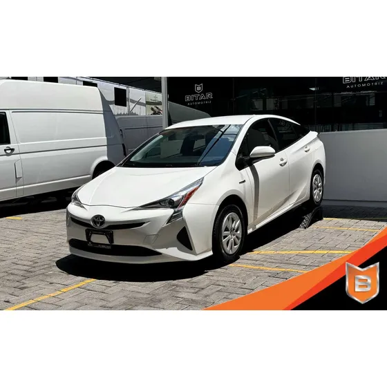 Toyota Prius 1.8 Base Cvt