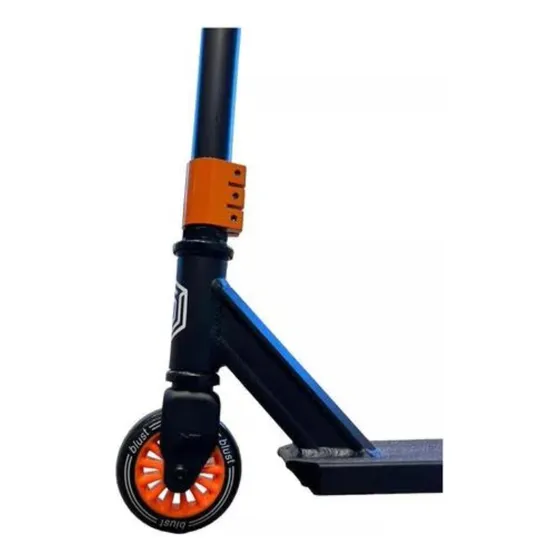 Monopatin Blust Profesional Stunt Freestyle Street Saltos