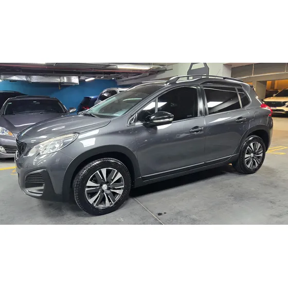 Peugeot 2008 1.6 Feline
