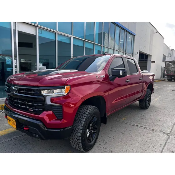 Chevrolet Silverado 5.3 Z71 4x4 At