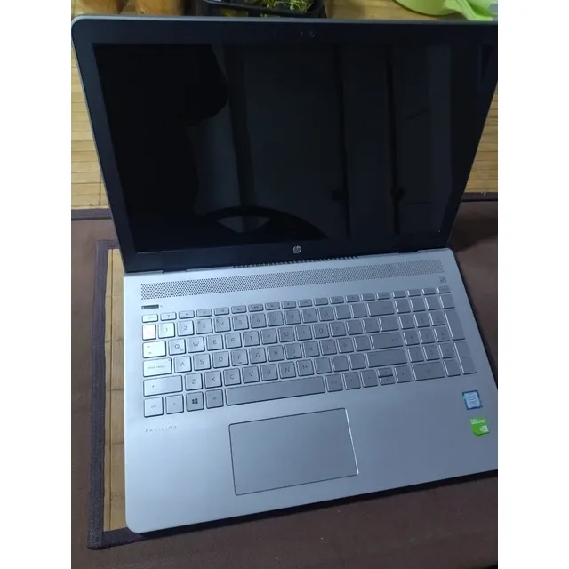 Hp Pavilion 15 Intel Core I5 Geforce 940mx 4gb Vram Plateado
