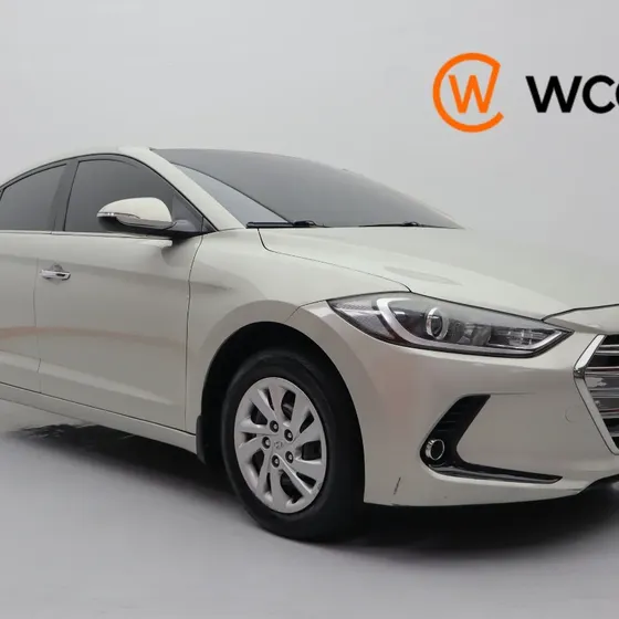 Hyundai Elantra 2017 Nb Premium 1.6 Mt 2ab