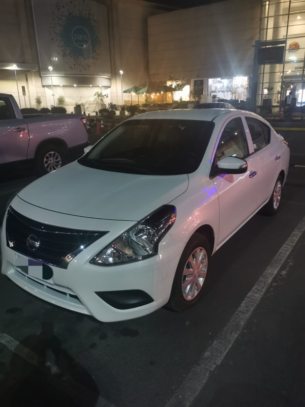 Nissan Versa Sense