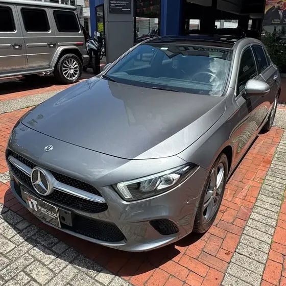 Mercedes-Benz Clase A 2019 A200 1.3t At