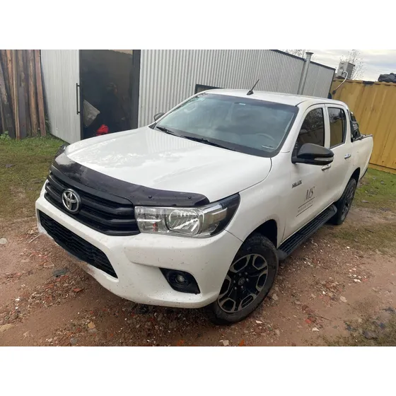 Toyota Hilux Pick-up 4x4 D/c Dx 2.4 Tdi 6 M/t