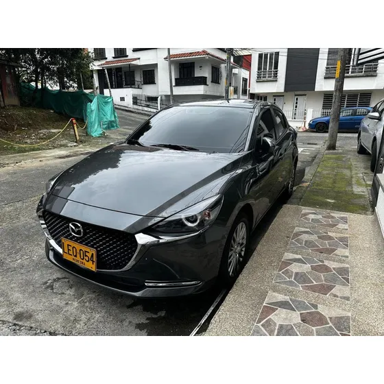 Mazda 2 1.5 Grand Touring Lx Sedan