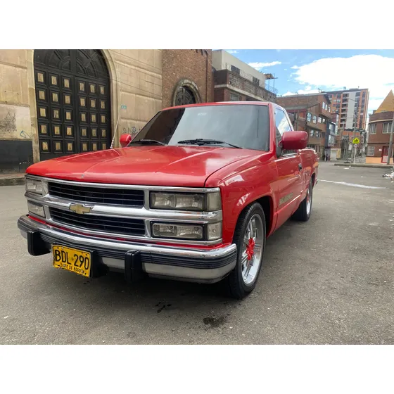 Chevrolet Silverado 5.0 K1500 Fleetside