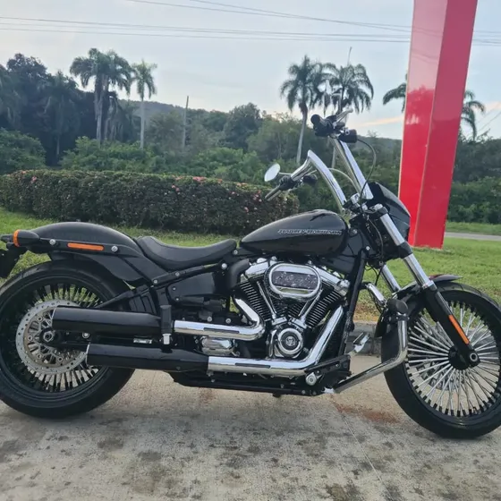 Harey Davidson Breakout 114 (1868cc) 2022