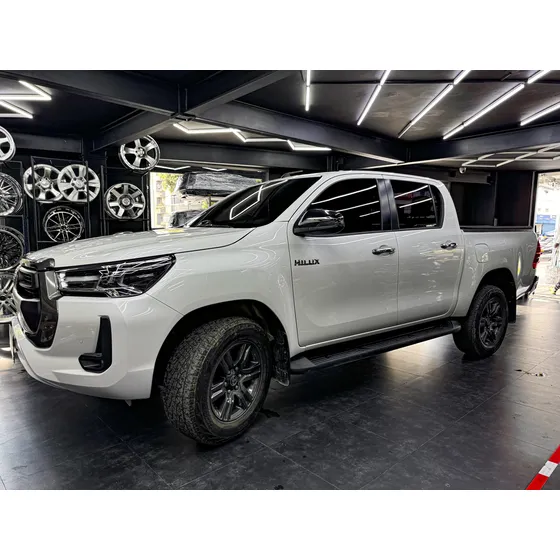 Toyota Hilux 2.4 Diésel 4x4