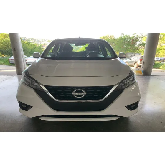 Nissan March 1.6 Advance At