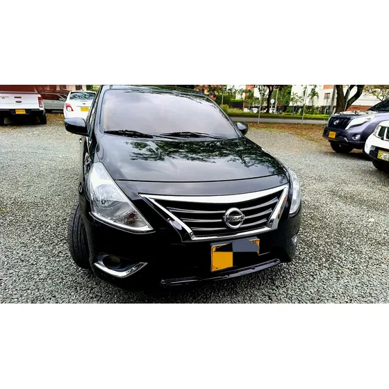 Nissan Versa 1.6 Advance