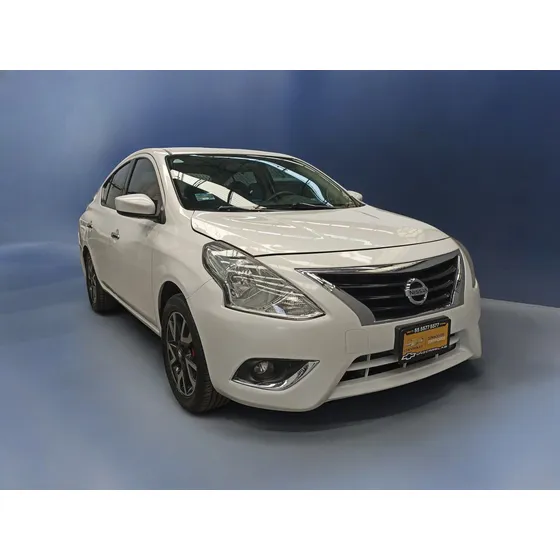 Nissan Versa 1.6 Advance Mt
