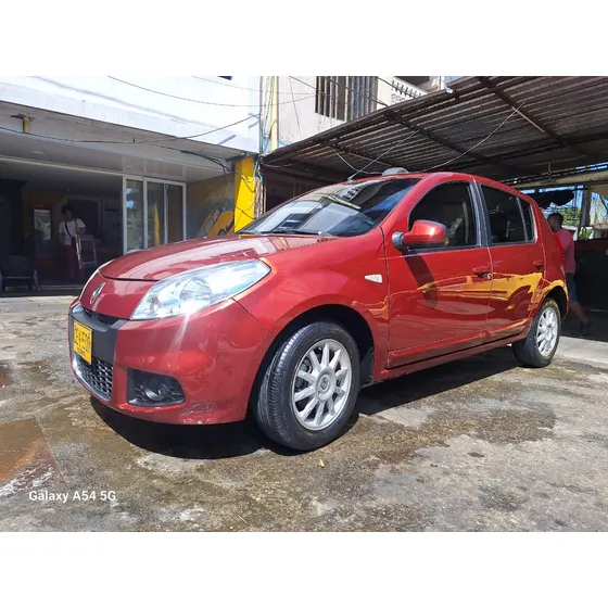 Renault Sandero 1.6 Dynamique 90 Hp