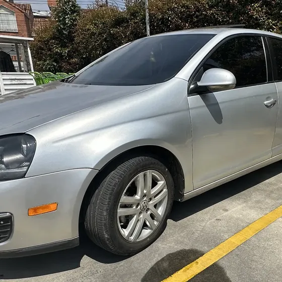 Volkswagen Bora 2010 2.5 Prestige