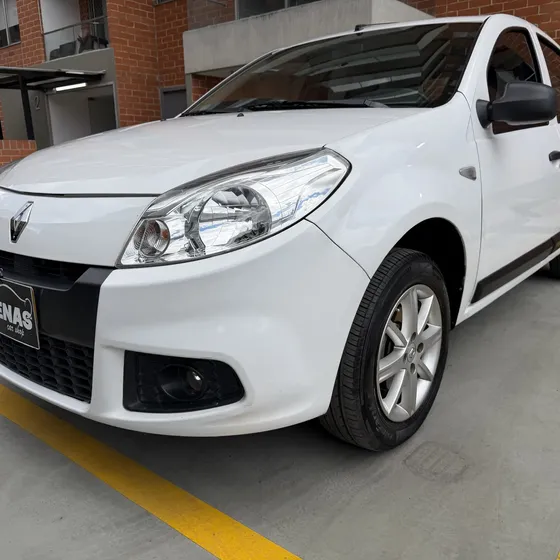 Renault Sandero 2015 1.6 Authentique