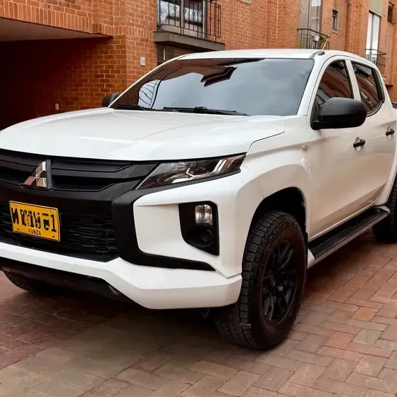 Mitsubishi L200 2022 2.4
