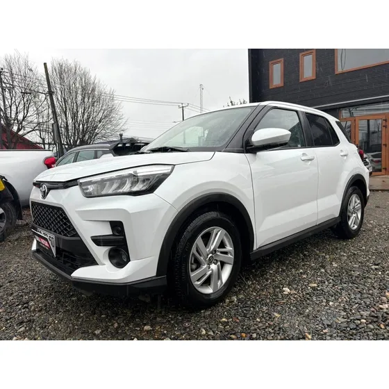 Toyota Raize Cvt 1.2 At