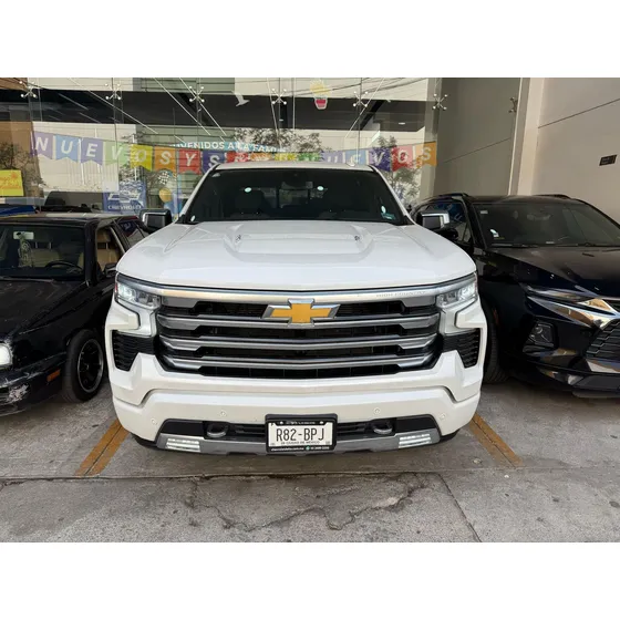 Chevrolet Cheyenne 6.2 High Country 4x4 At