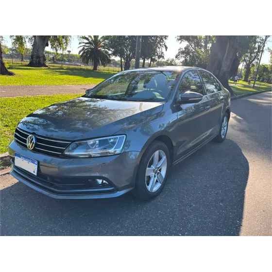 Volkswagen Vento 1.4 Highline 150cv At