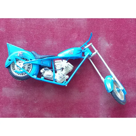 Moto American Chopper ( Orange County Mikey's Version ) 2004