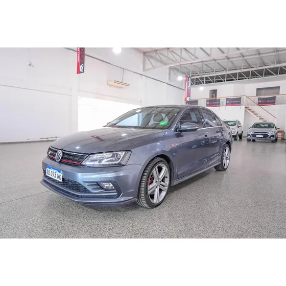 Volkswagen Vento 2.0 T Si Gli+nav Dsg L17