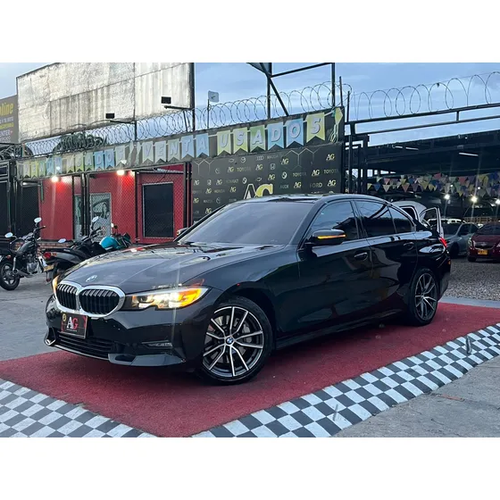 Bmw Serie 3 330i 2.0 At