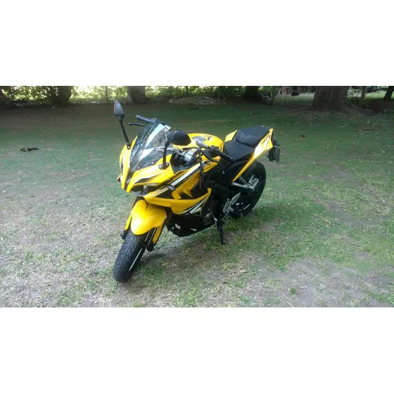 Rouser Rs 200 O Permuto