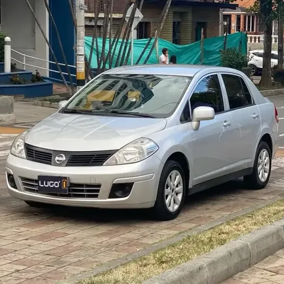 Nissan Tiida 2013 Miio Mecánico Único Dueño