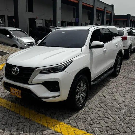 Toyota Fortuner 2023 2.8l