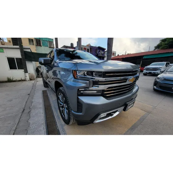 Chevrolet Cheyenne 6.2 2500 Doble Cab High Country 4x4 At