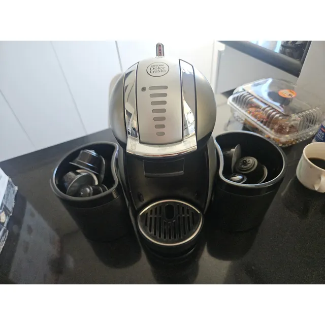 Cafetera Capsulas Nestle Nespreso Como Nueva