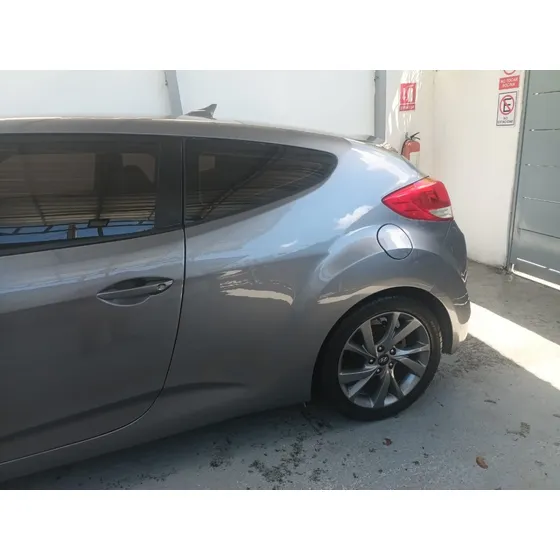 Hyundai Veloster Americana