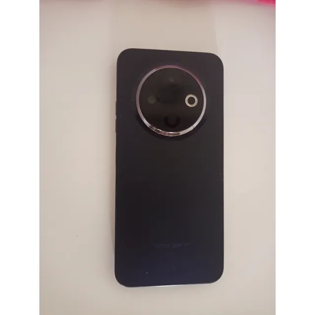 Tecno Spark 30c (usado)