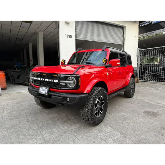 Ford Bronco Outer Banks 4 Puertas
