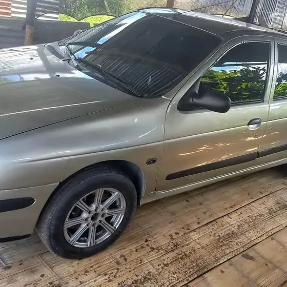 Renault Megane 2004 1.4l