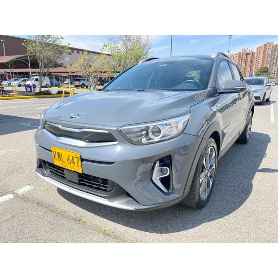 Kia Stonic 1.0 Zenith Híbrido
