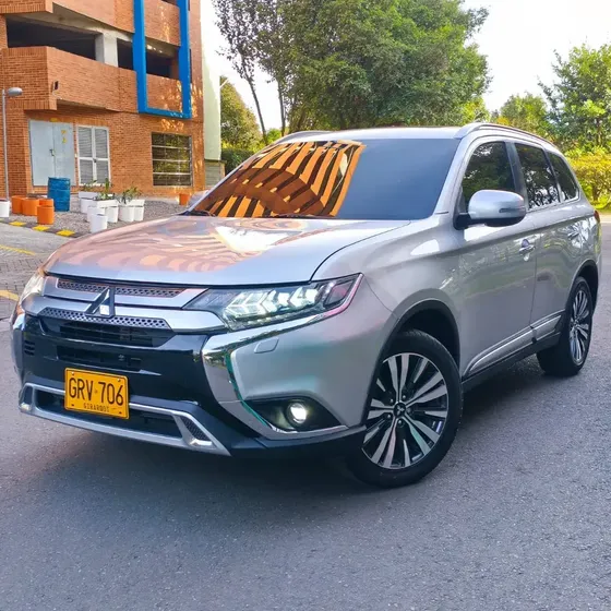 Mitsubishi Outlander 2023 2.4 Kaiteki