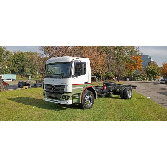 Mercedes Benz Atego 1418 Año 2015 Chasis Unico Dueño
