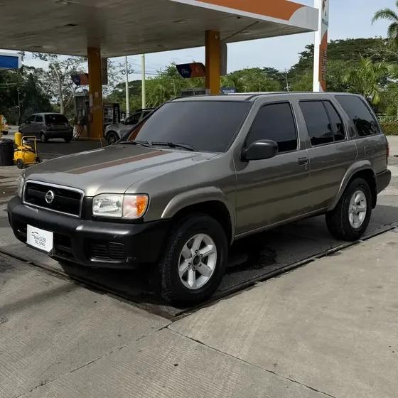 Nissan Pathfinder 2005 3.5cc Se