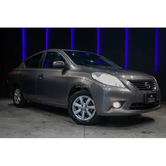 Nissan Versa Advance 1.6