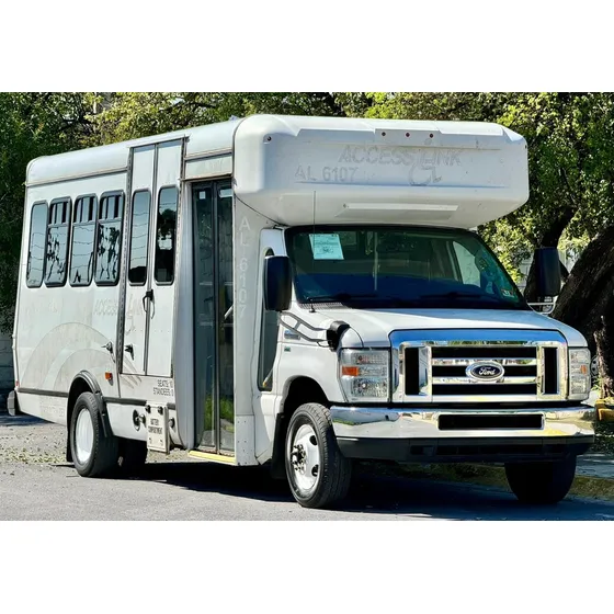 Ford E450 Super Duty